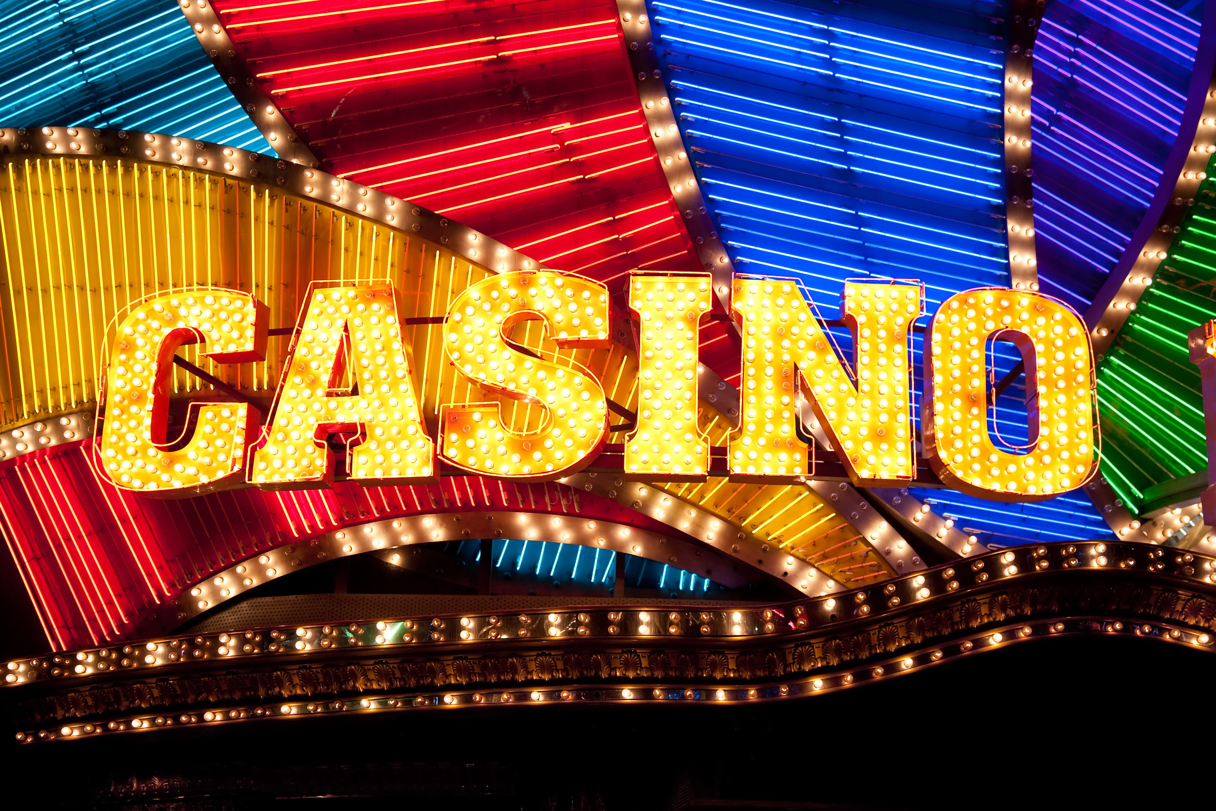 Slot Makinesi Tutkusu: Duygusal Bağların Keşfi